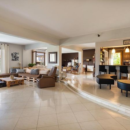 Villa Sofia 阿纳维索斯 外观 照片